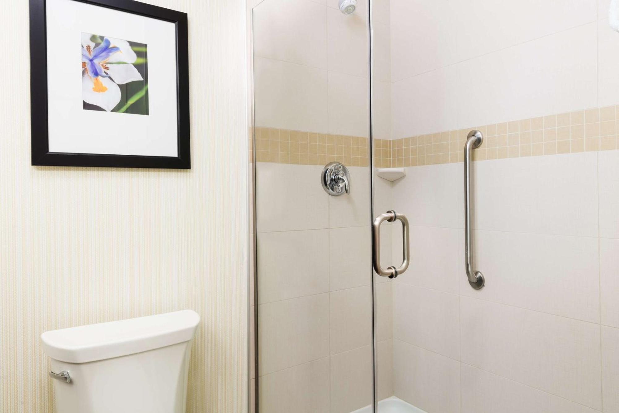 Hilton Garden Inn Wayne Bagian luar foto