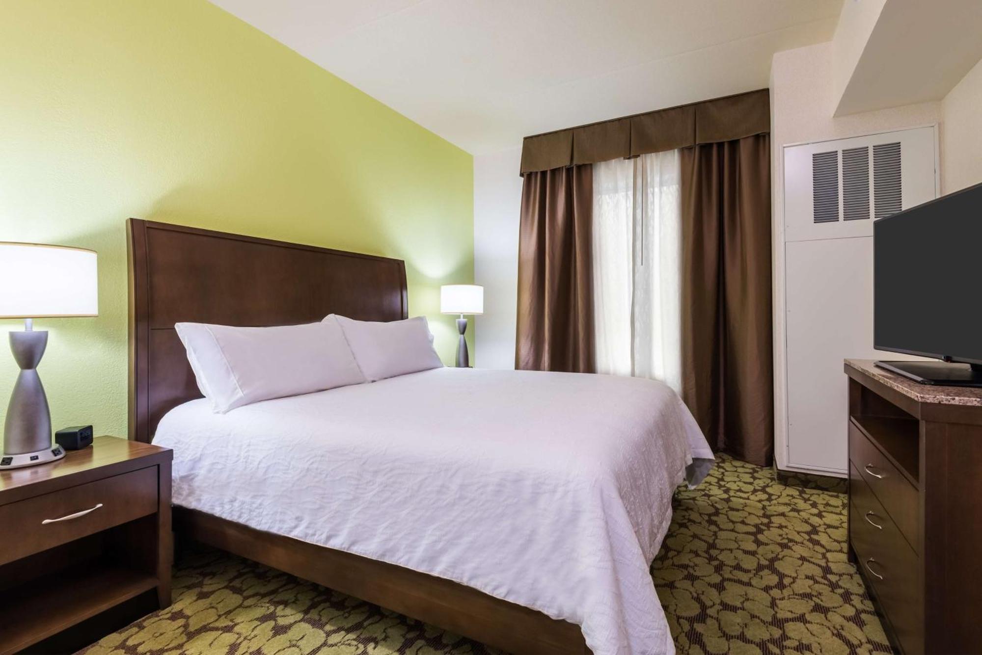Hilton Garden Inn Wayne Bagian luar foto