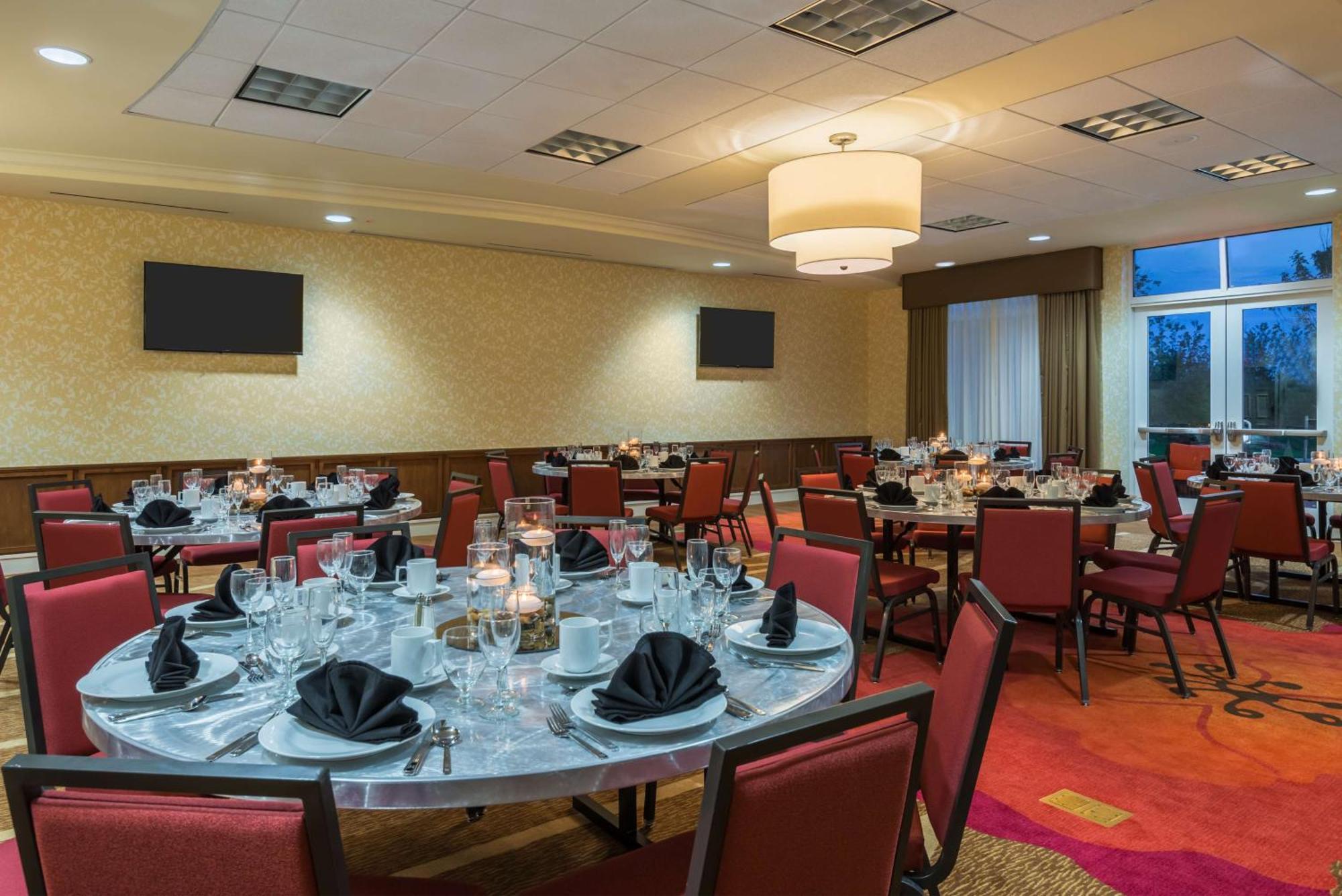 Hilton Garden Inn Wayne Bagian luar foto