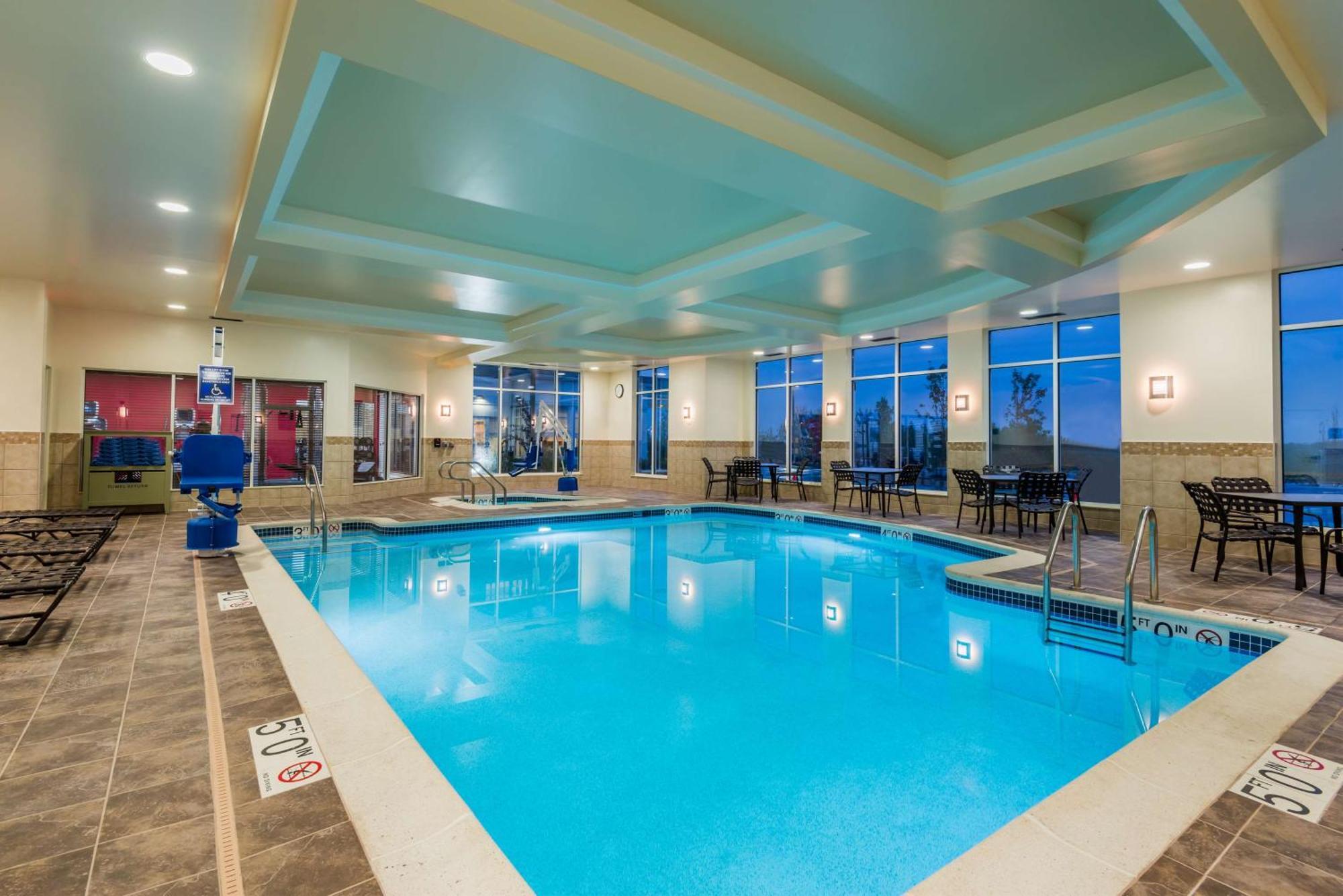 Hilton Garden Inn Wayne Bagian luar foto